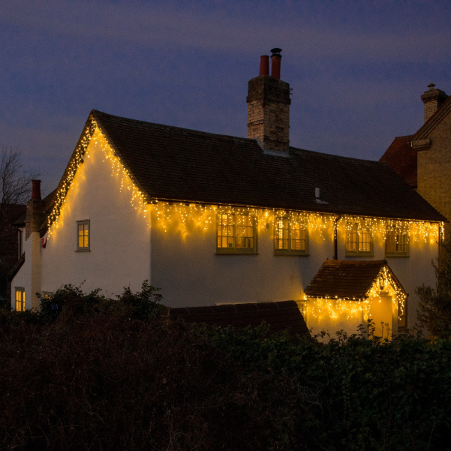 Snowing Icicle Lights